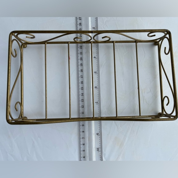 Vintage Gold Metal Scrolled Tissue Holder 9 x 5 x 2" - Picture 6 of 7